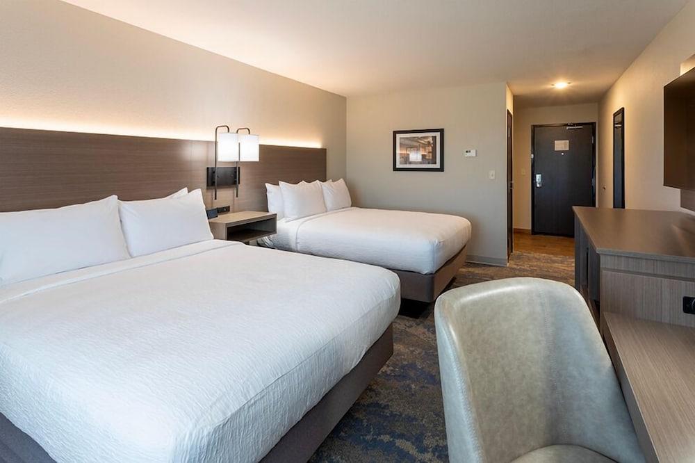GrandStay Hotel & Suites Algona IA photo 12