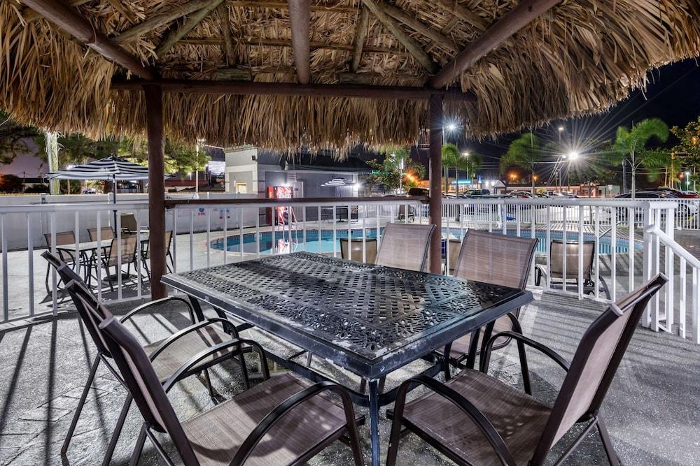 Rodeway Inn New Port Richey photo 2