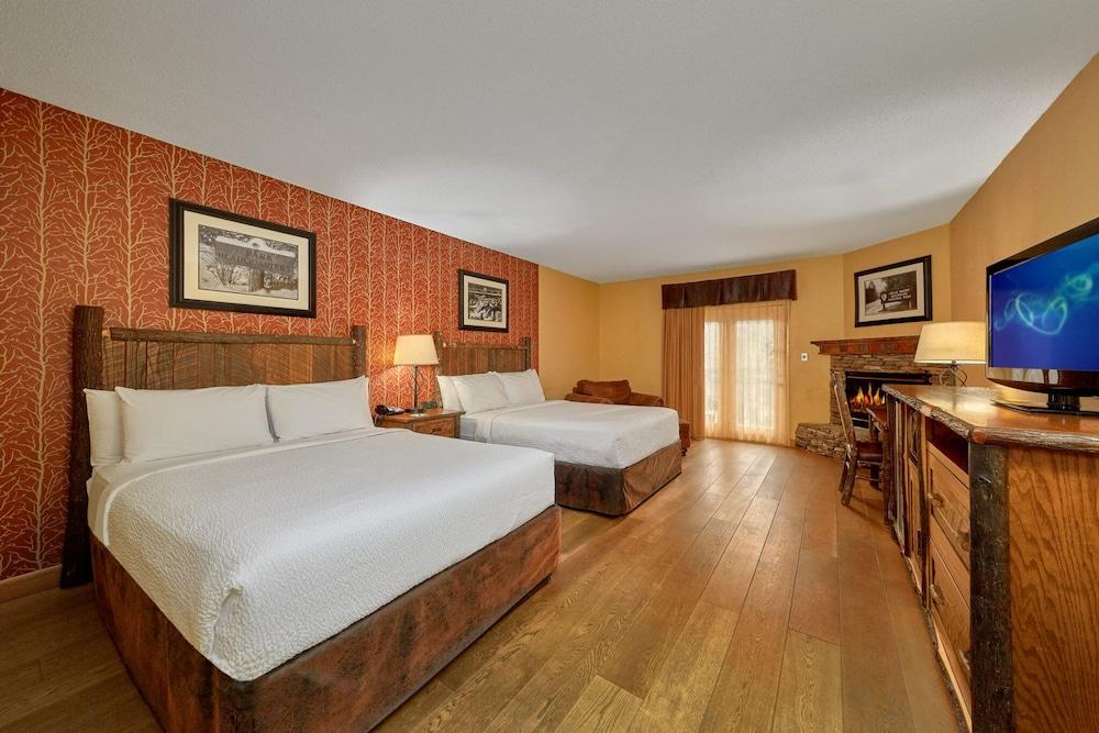Old Creek Lodge photo 16