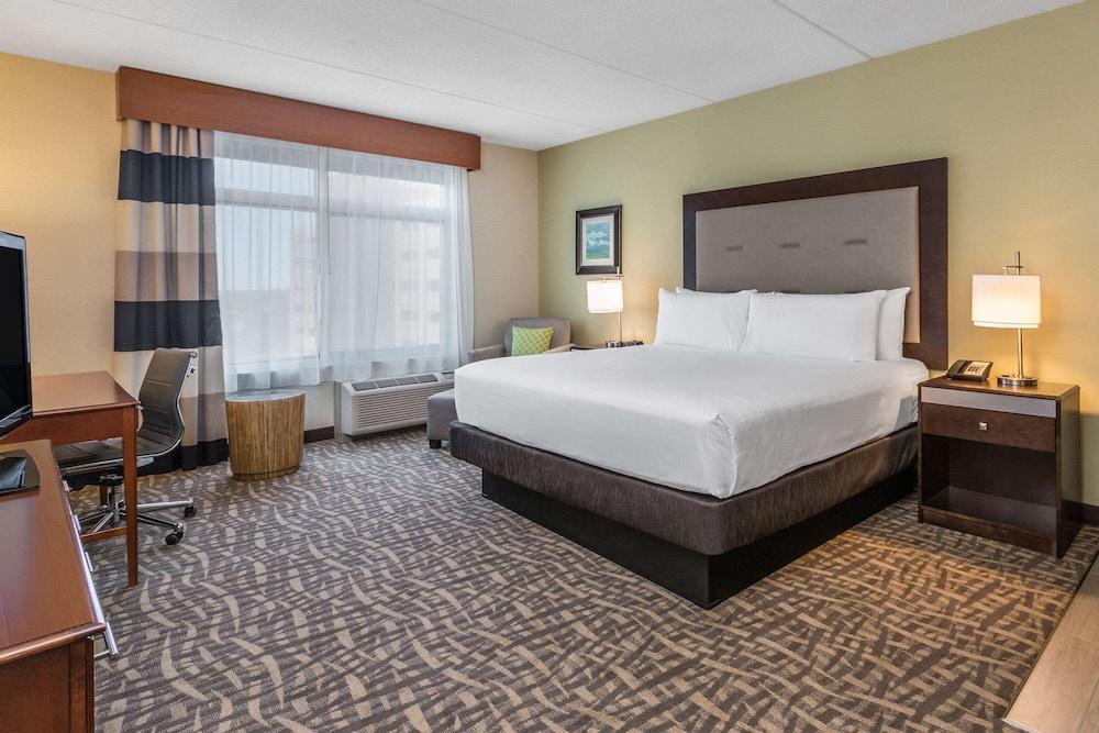 Wyndham Garden Buffalo Downtown photo 39