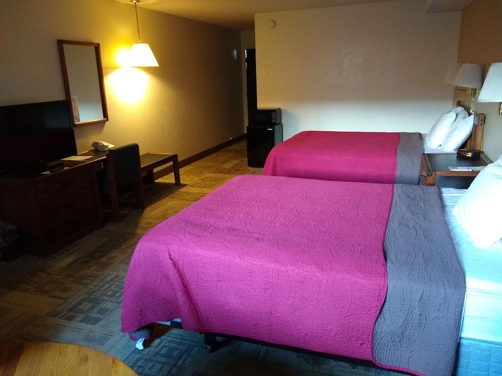 Wilderness Inn photo 31