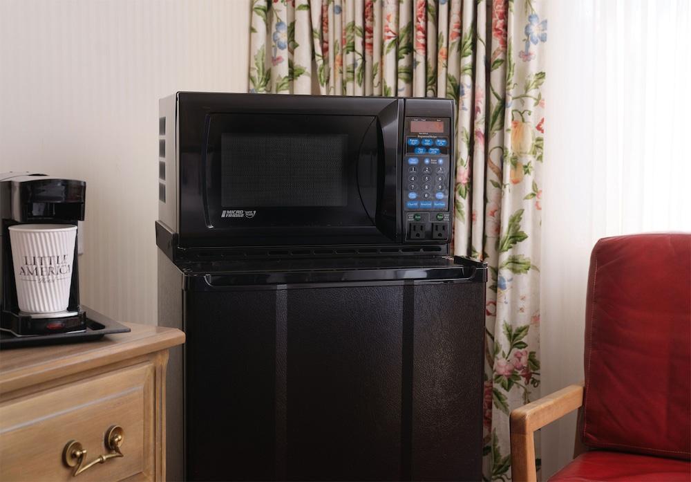 Little America Hotel photo 5
