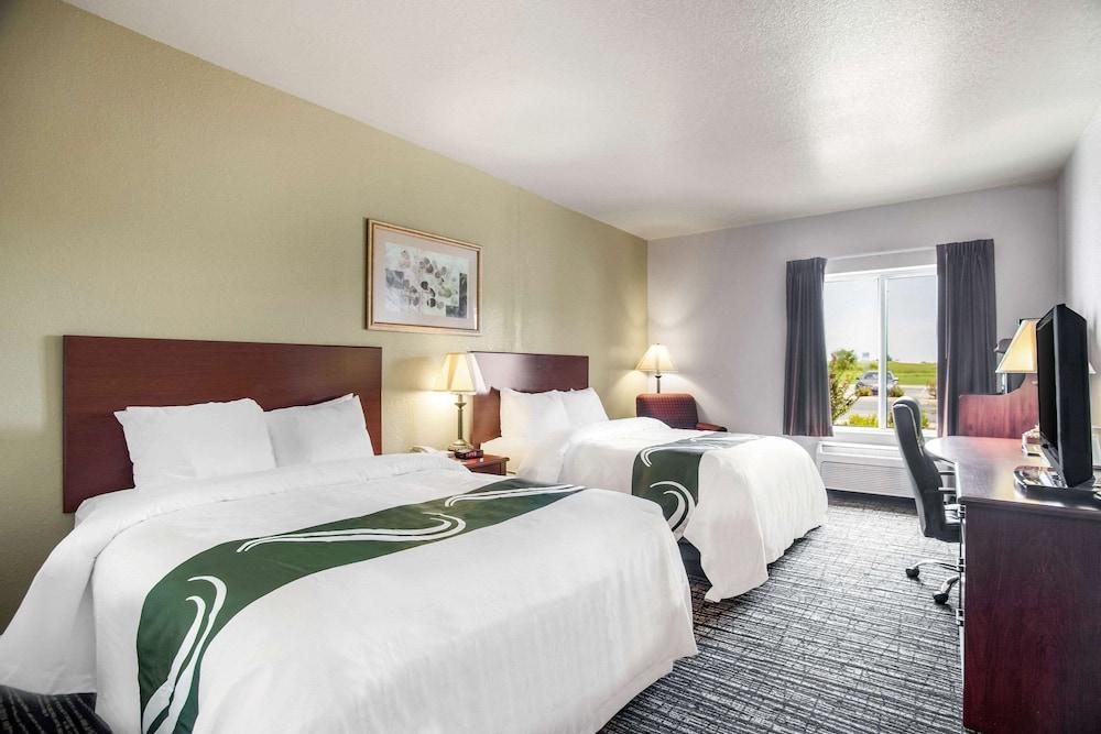 Quality Inn Parsons North photo 36
