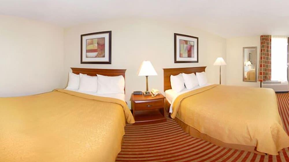 Quality Inn Madison photo 24
