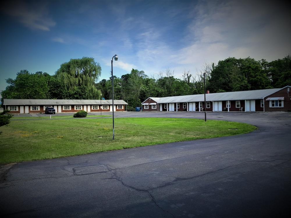 Peloke's Motel photo 4