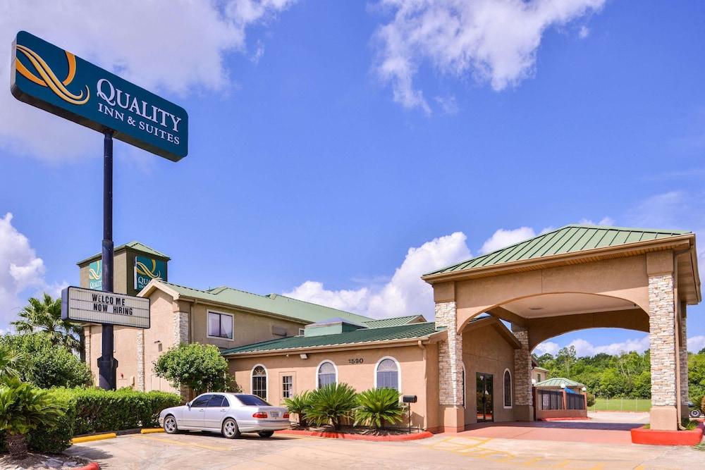 Quality Inn & Suites Beaumont photo 1
