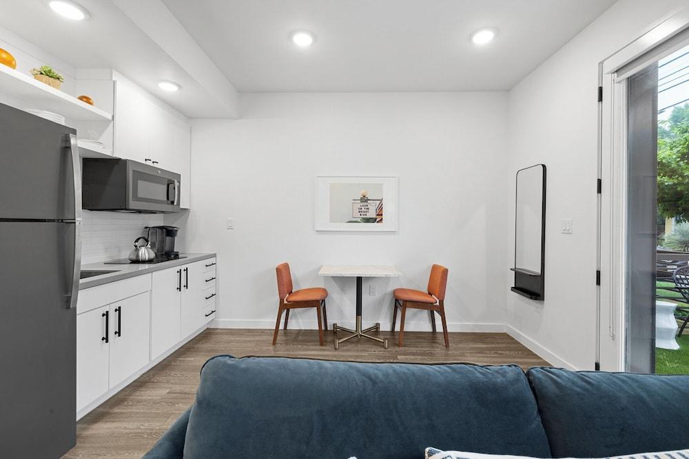 Holly House photo 6