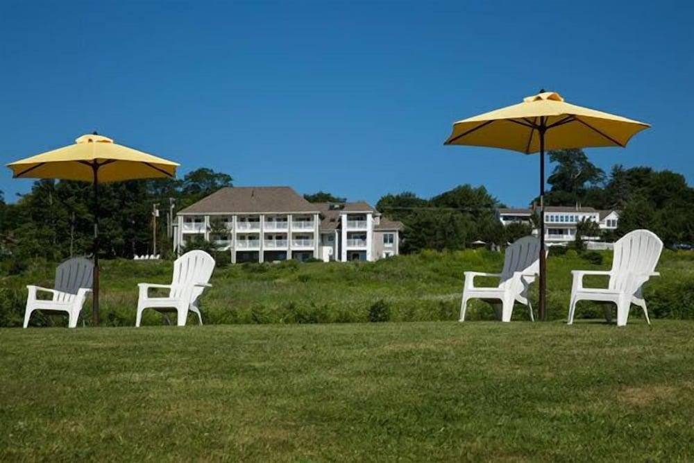 Island View Inn photo 37