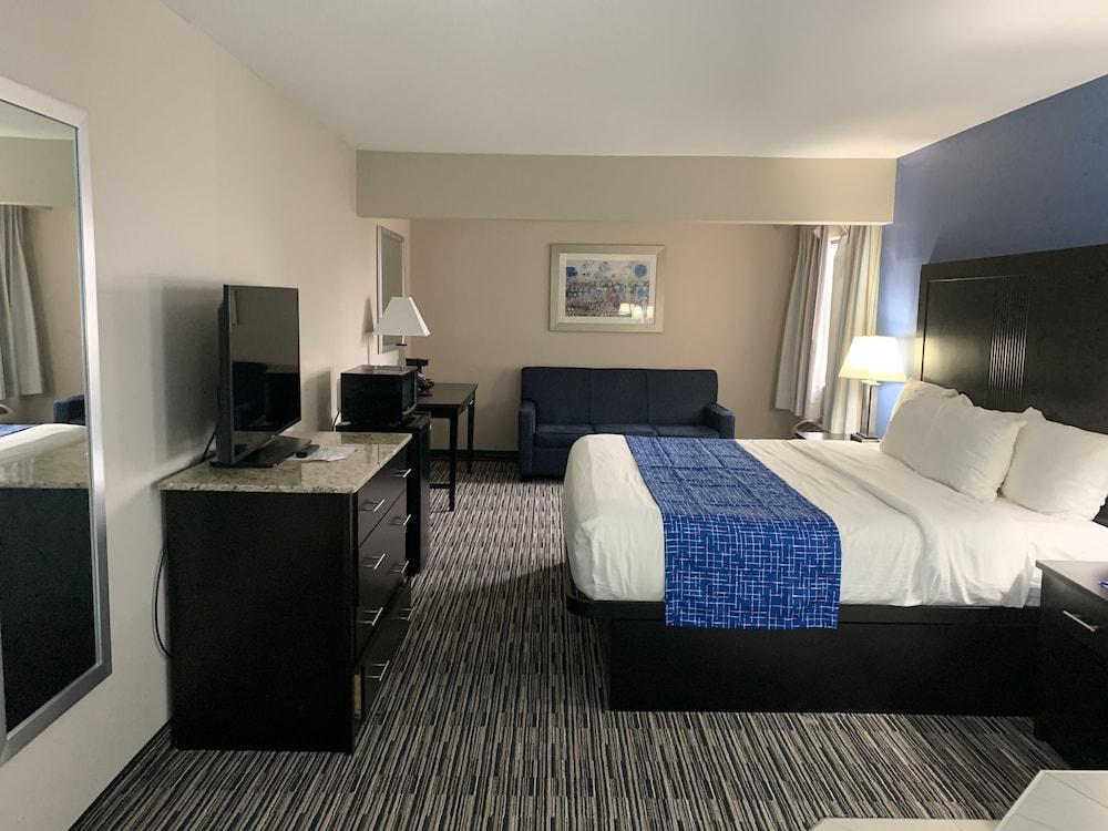 Baymont by Wyndham Enid photo 6