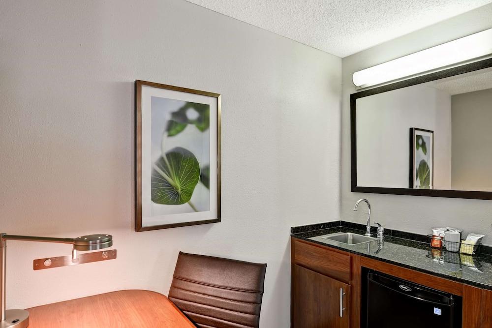 Hyatt Place Birmingham/Hoover photo 27
