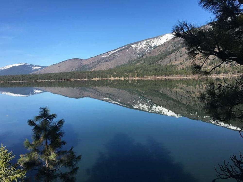 Lakeside Resort and Motel photo 66
