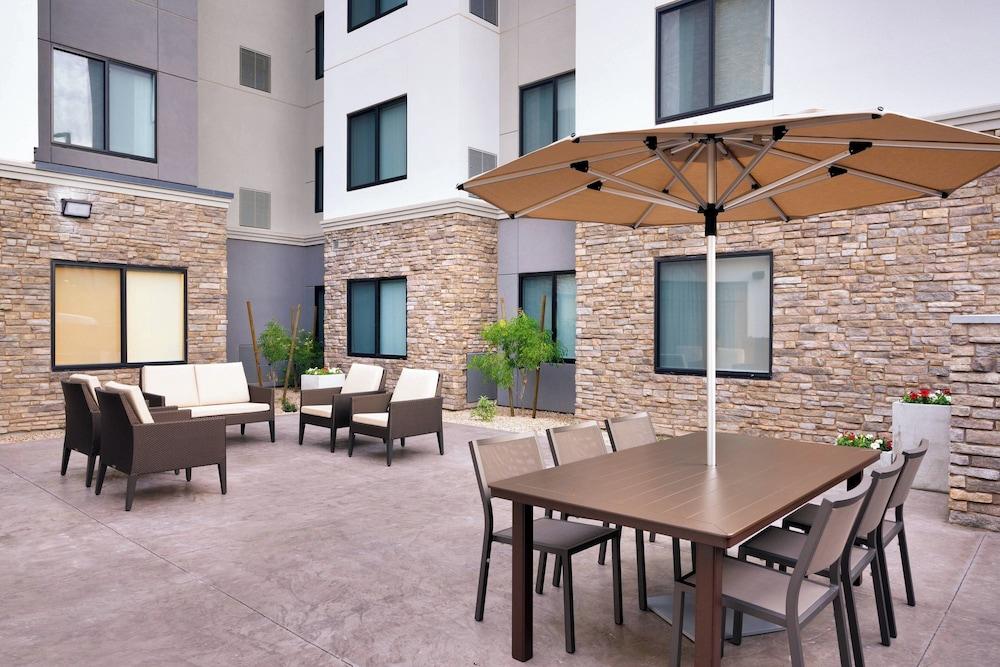 Residence Inn by Marriott Phoenix West/Avondale photo 31