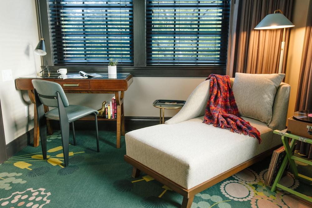 Hotel Clermont photo 8