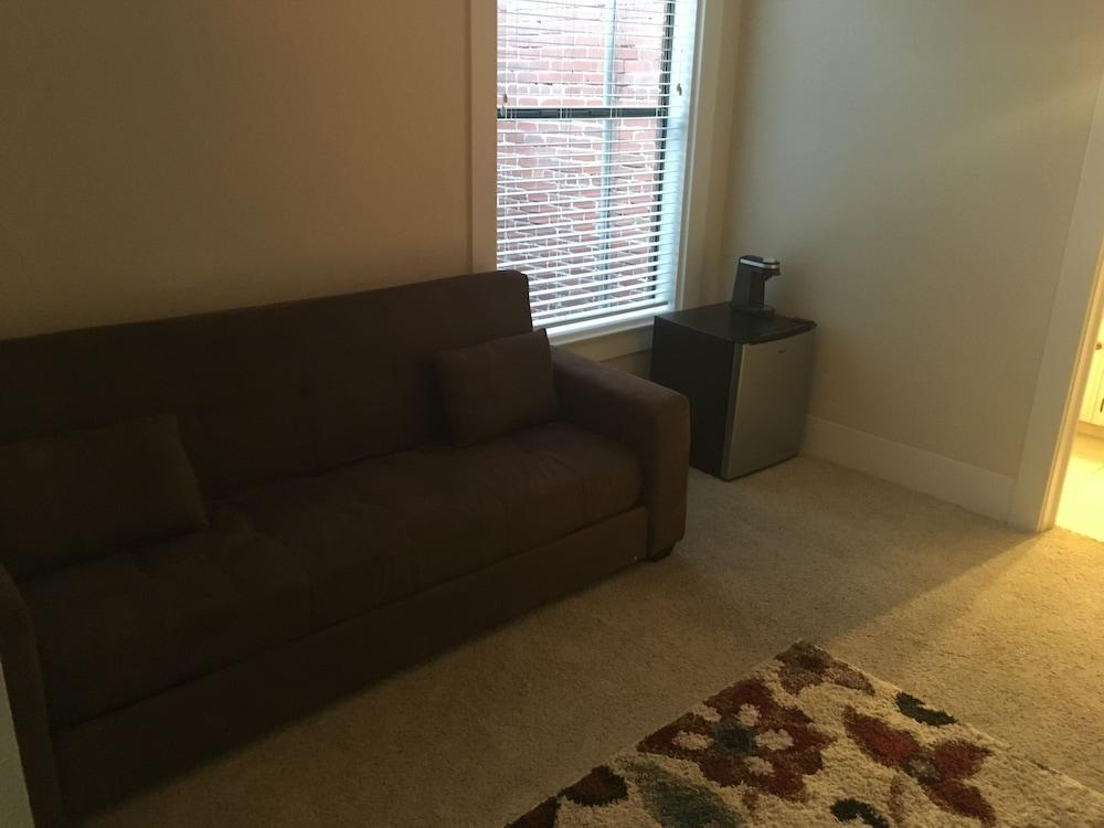 Hotel Burgess photo 9