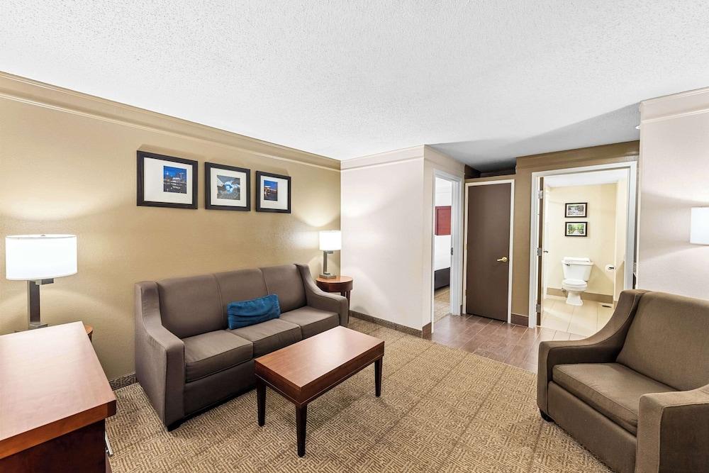 Comfort Inn & Suites Heath - Newark South photo 24