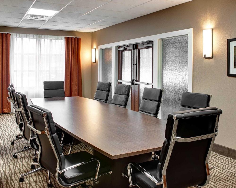 Comfort Inn & Suites Caldwell photo 33