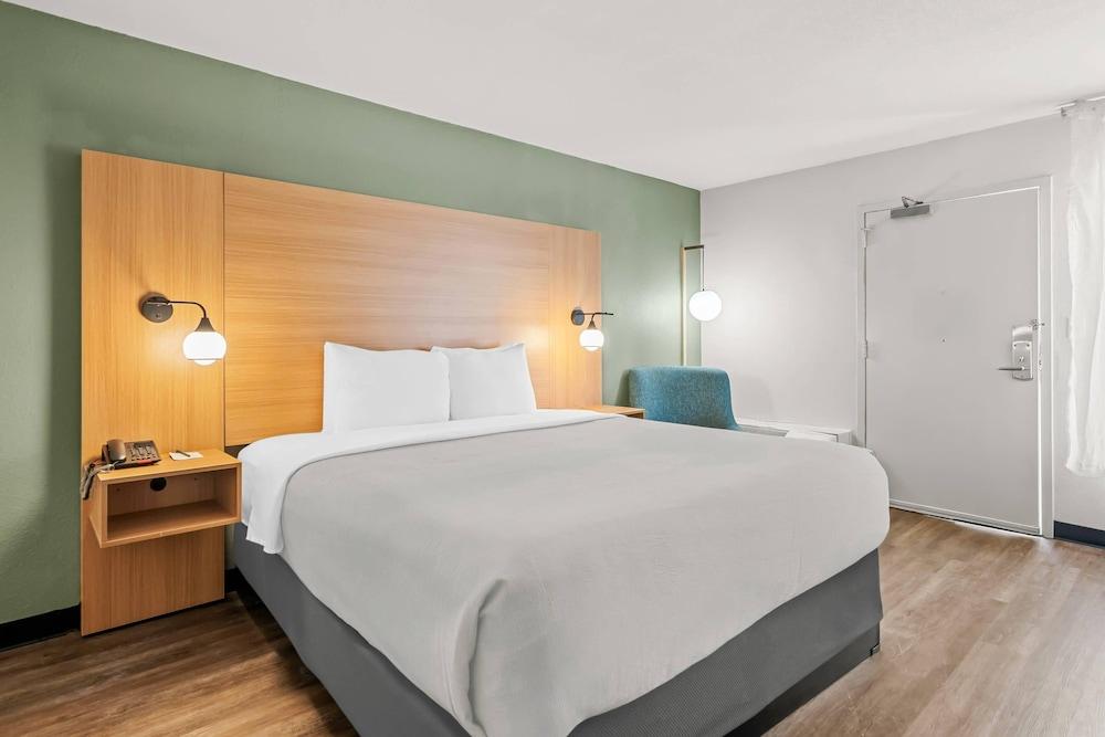 Quality Inn Orlando Near International Drive photo 25
