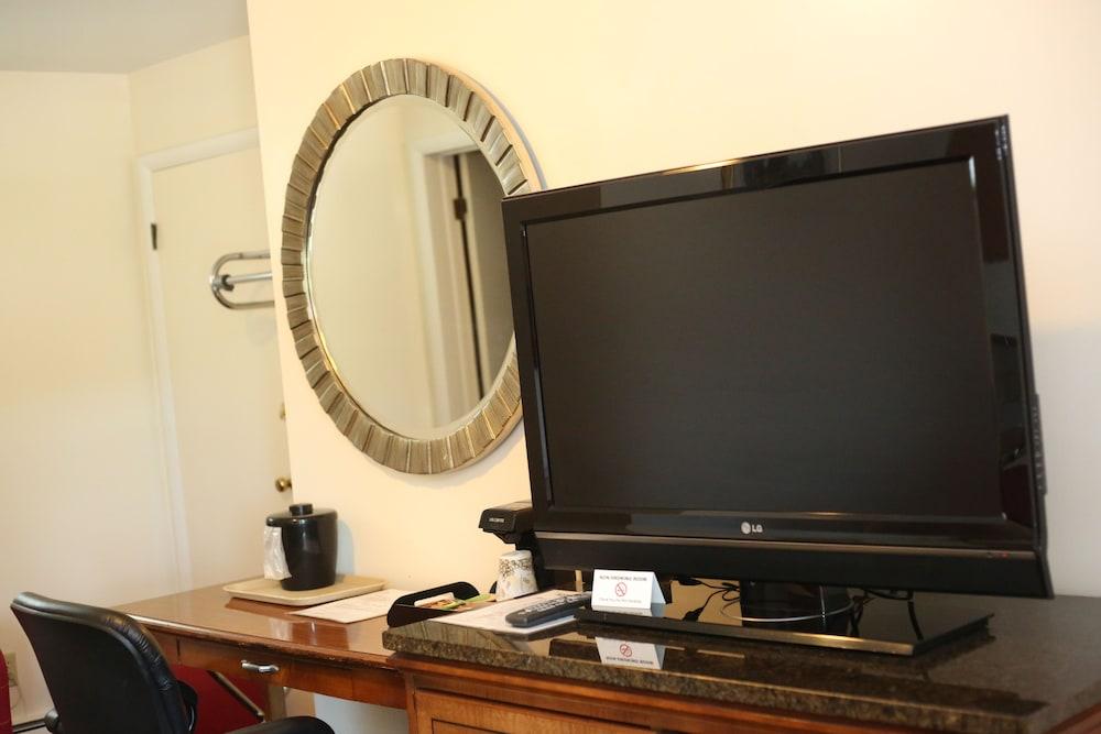 Cozy Corner Motel photo 4