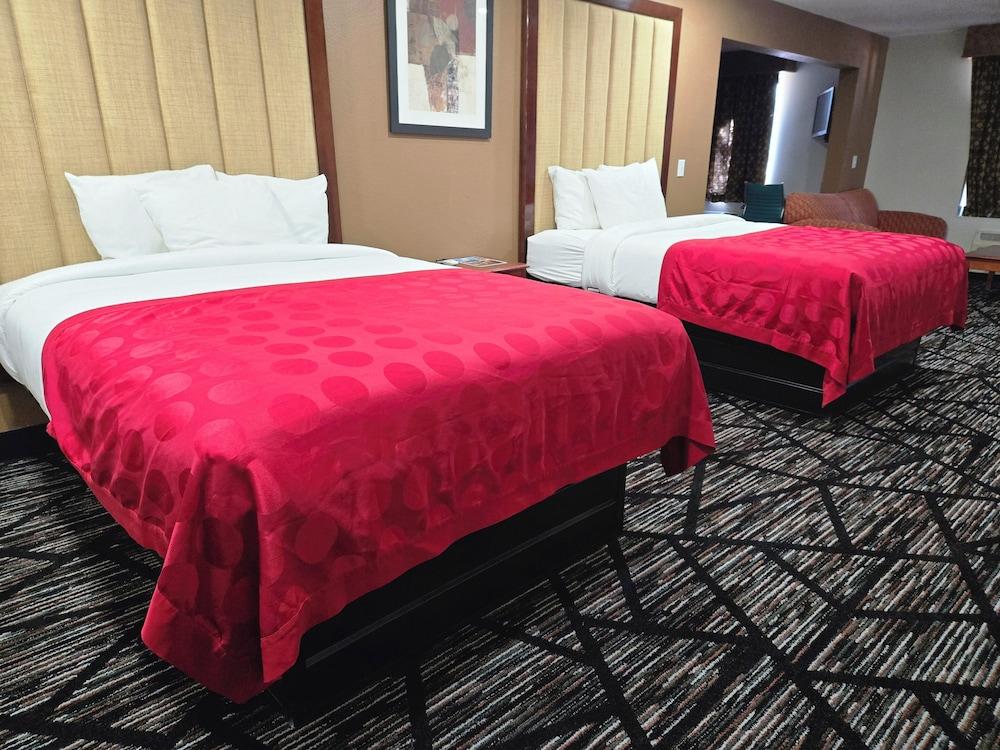 Town House Extended Stay Hotel Downtown photo 38