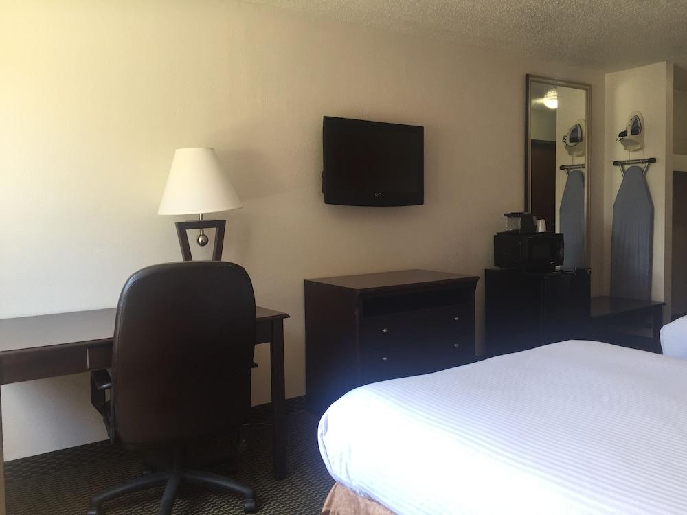 Motel 6 Marion, IL photo 7