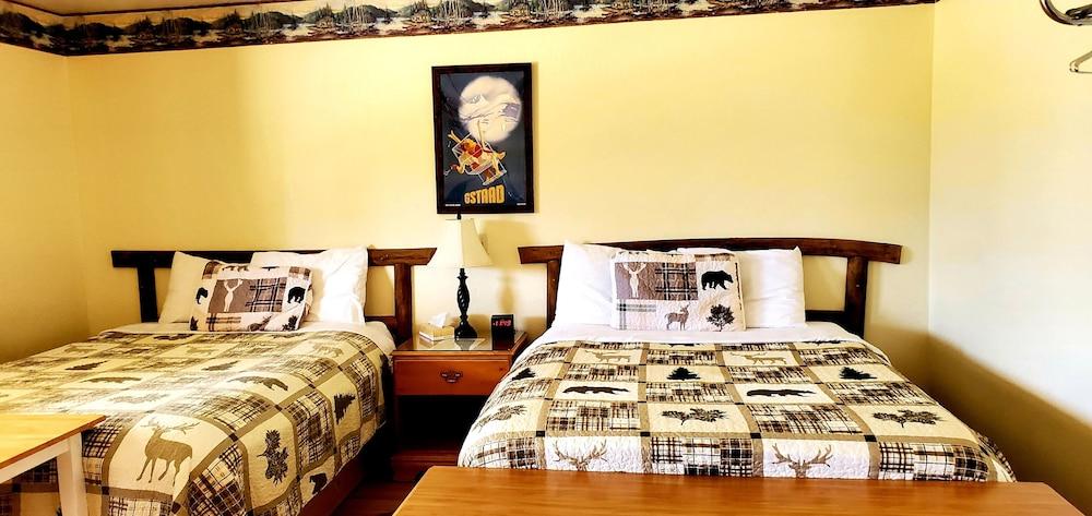 Big Bear Lakefront Lodge photo 2