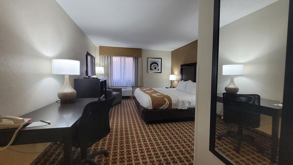 Quality Inn & Suites Marion photo 13
