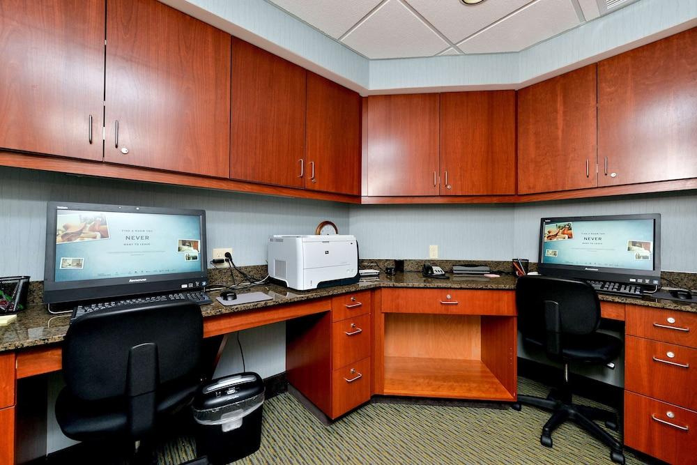 Hampton Inn Ellsworth/Bar Harbor photo 8