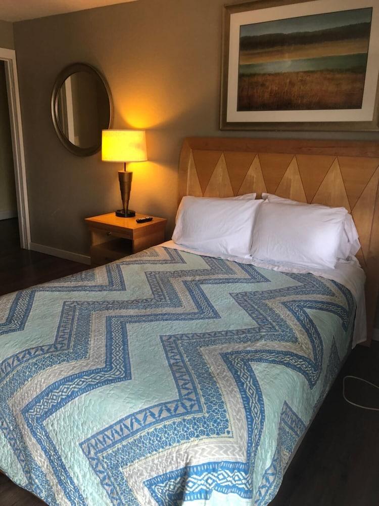 Avon Motel photo 13