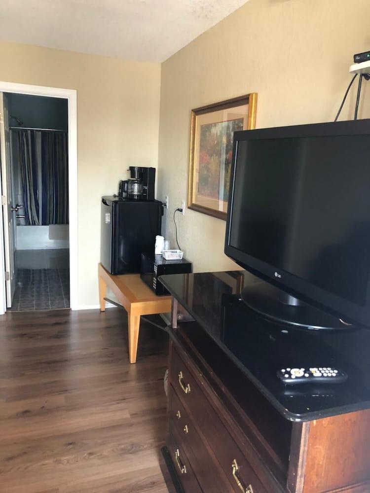 Avon Motel photo 18