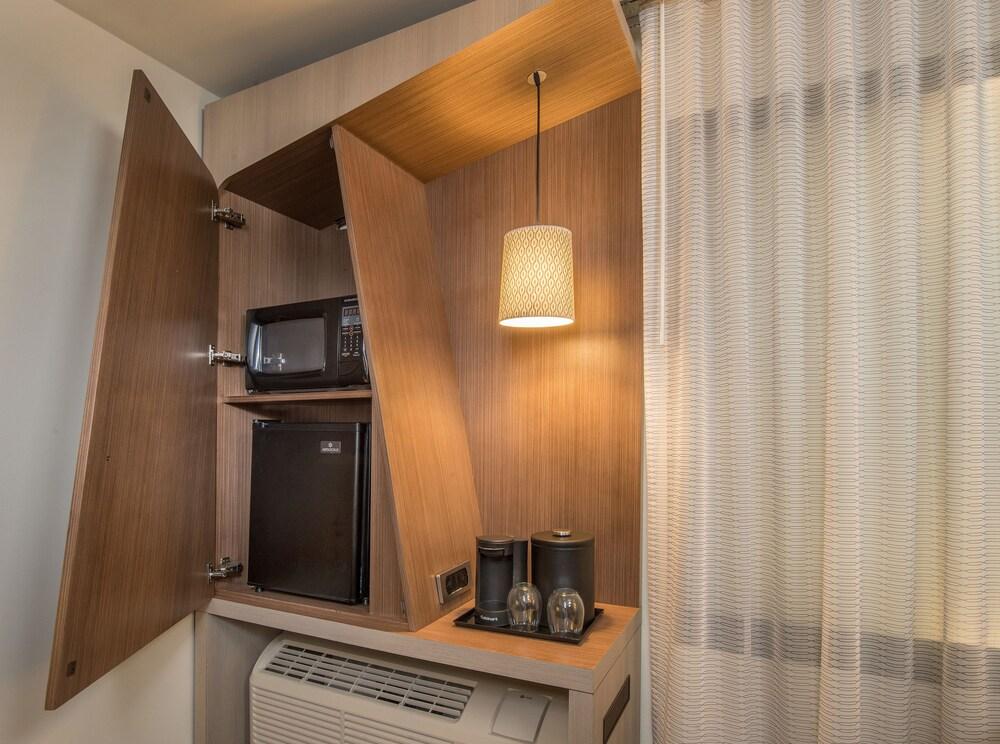 Courtyard Suwanee by Marriott photo 15