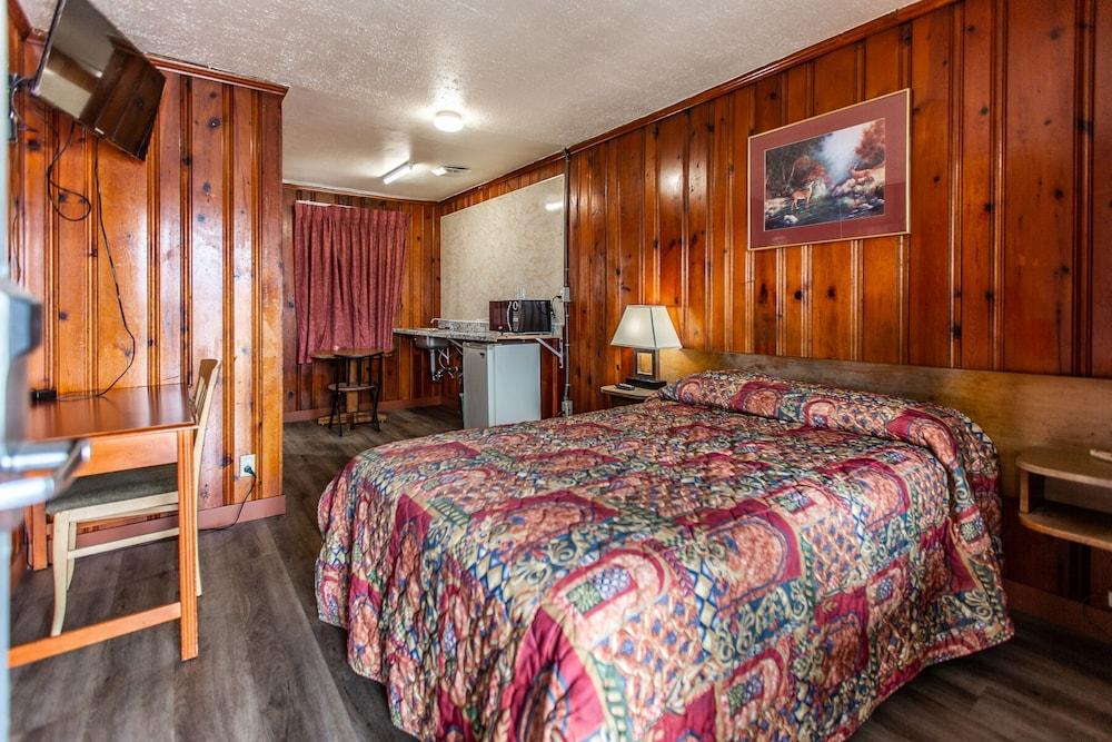 Autzen Inn photo 25