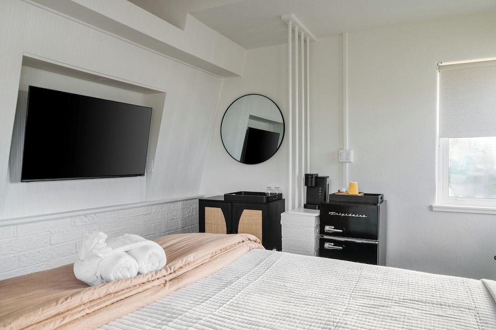 Haleys Court Boutique Motel photo 7
