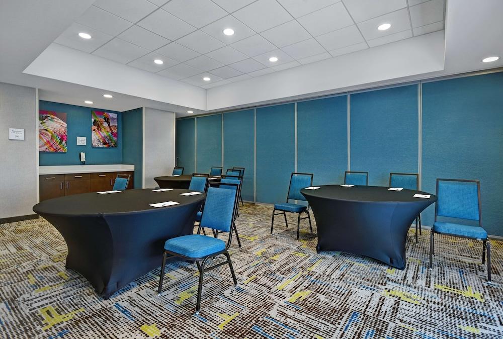 Hampton Inn Las Vegas Strip South, NV photo 38