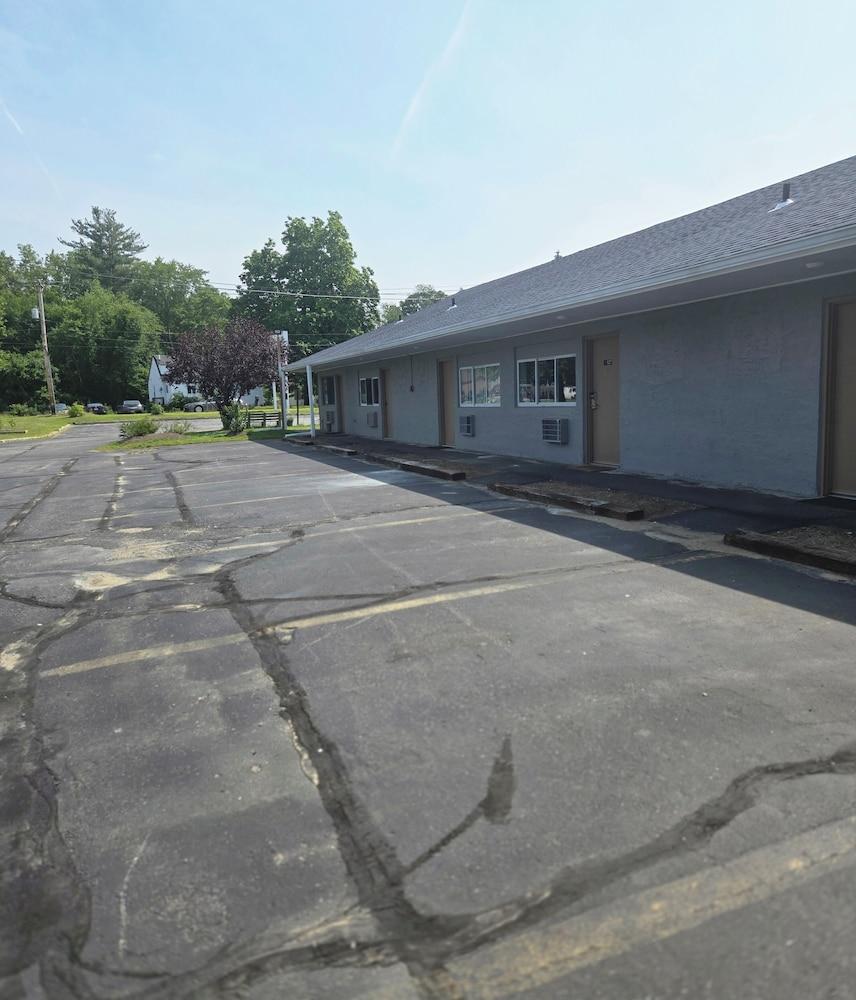 Nashoba Valley Inn & Suites photo 34