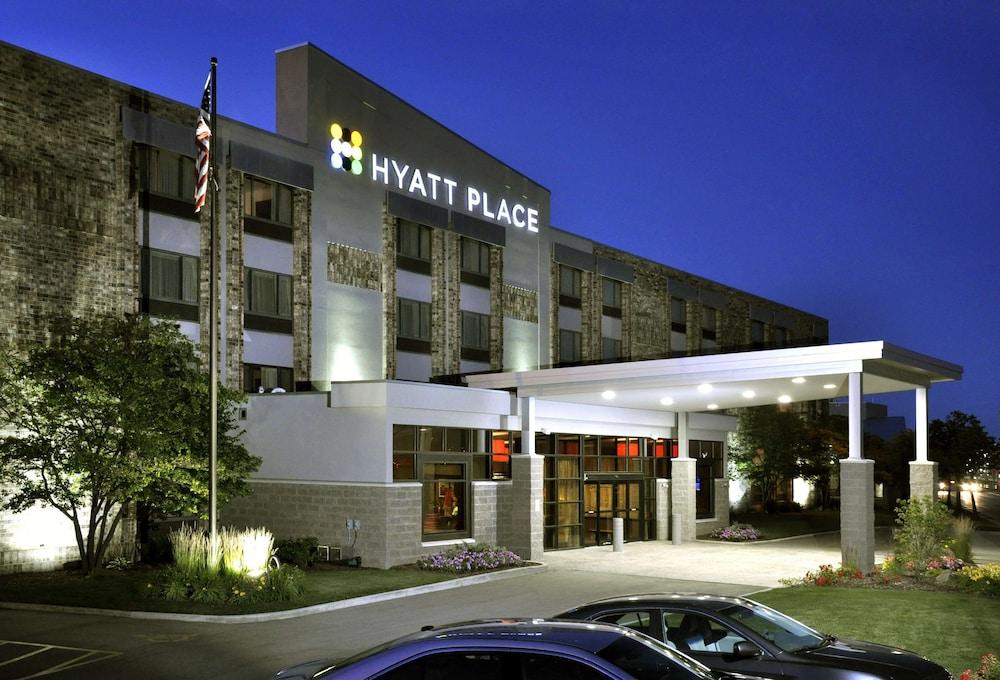 Hyatt Place Milwaukee Airport photo 1
