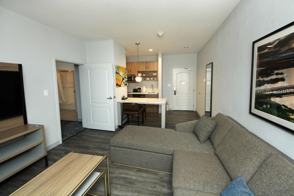 Homewood Beaumont, TX photo 32