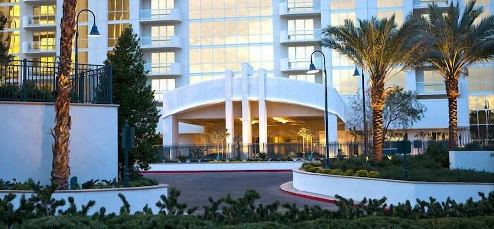 Jet Luxury Resorts @ The Signature Condo Hotel photo 91