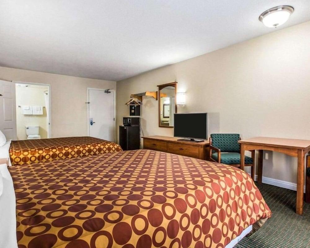Hotel Avenida, San Clemente Beach photo 4