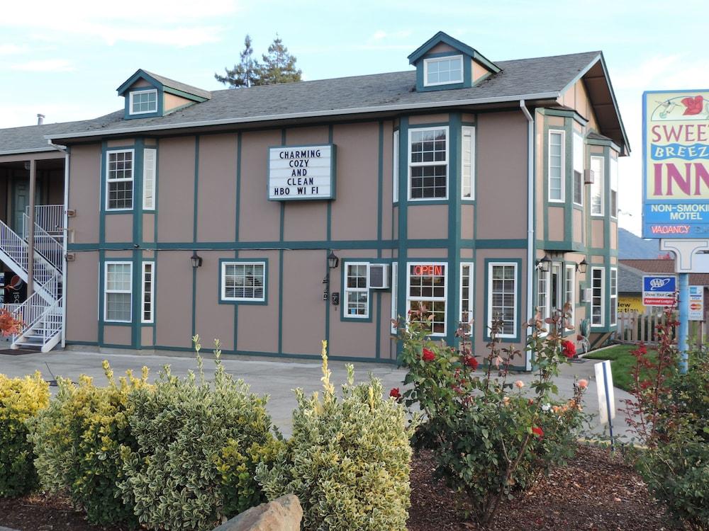 Sweet Breeze Inn photo 22