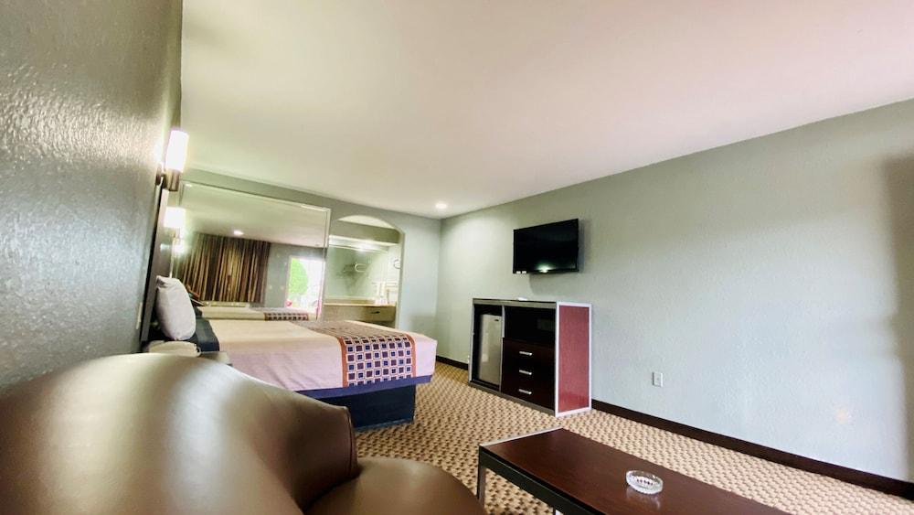Home Place Inn & Suites photo 11