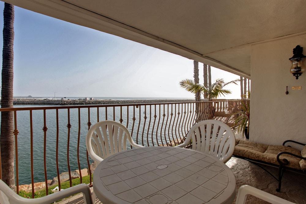 Oceanside Marina Suites photo 33