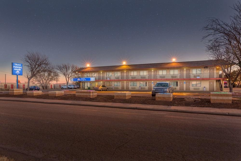 Americas Best Value Inn Amarillo Airport photo 32