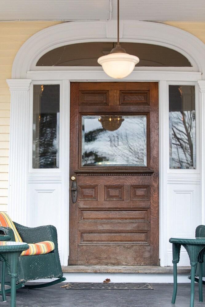 Hillholm Estate photo 36
