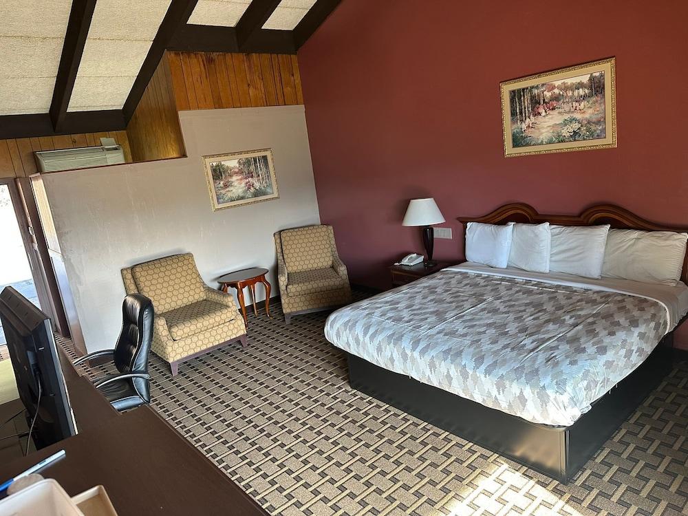 Americas Best Value Inn Franklin photo 22