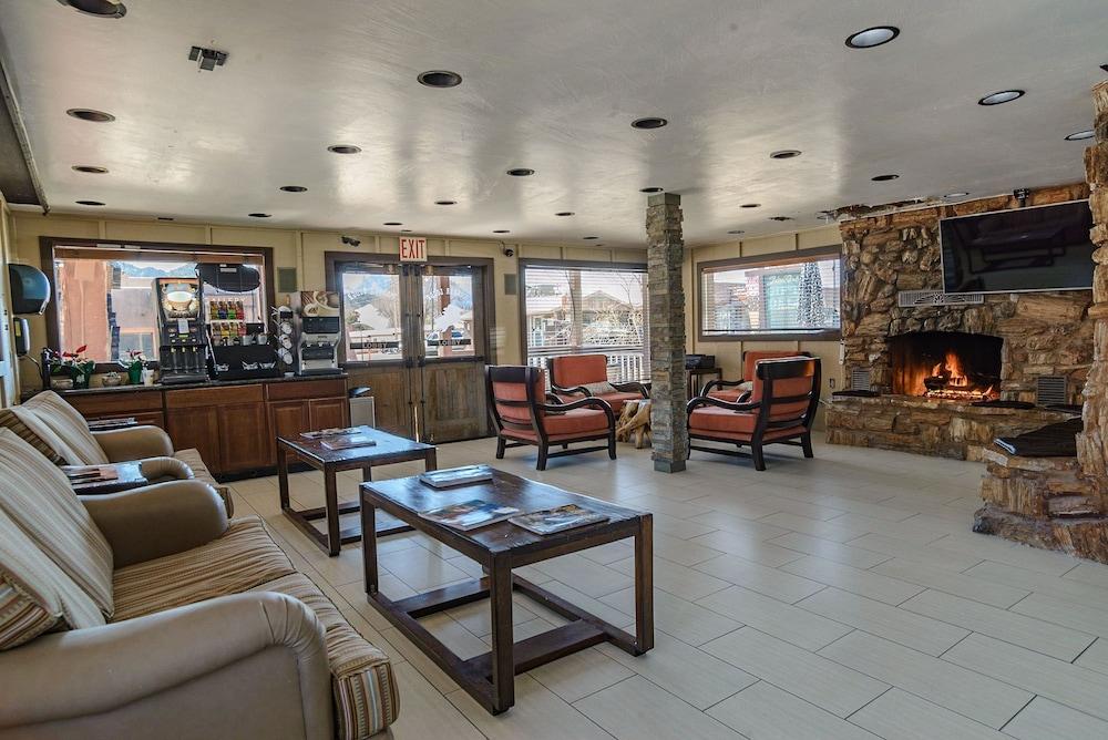 Petty Ranch Inn photo 16