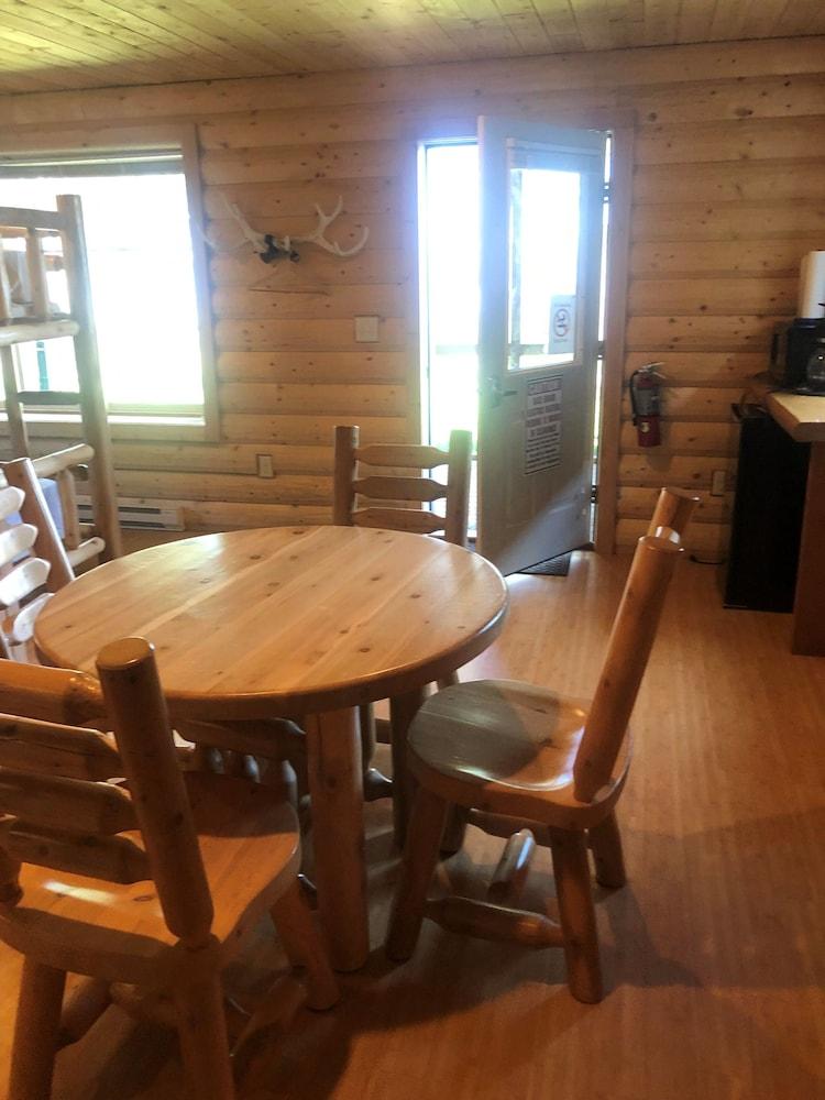 Aqua Log Cabins Resort photo 3