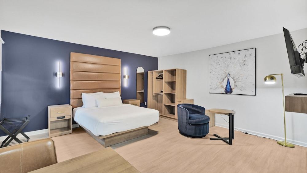 Redamo Suites photo 8