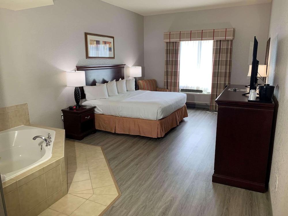 Country Inn & Suites by Radisson, Jacksonville West, FL photo 51