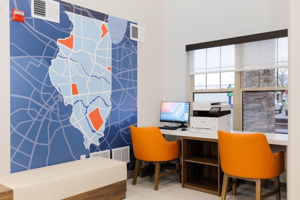 Holiday Inn Express & Suites Zion by IHG photo 18