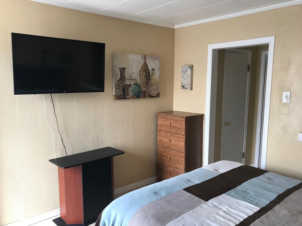 Economy Guest Village and Apartments photo 16